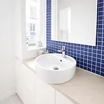 Appartamento Elegant Au Coeur De Montmartre Parigi
