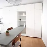 Appartamento Elegant Au Coeur De Montmartre Parigi