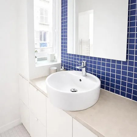 Apartment Elegant Au Coeur De Montmartre Paris