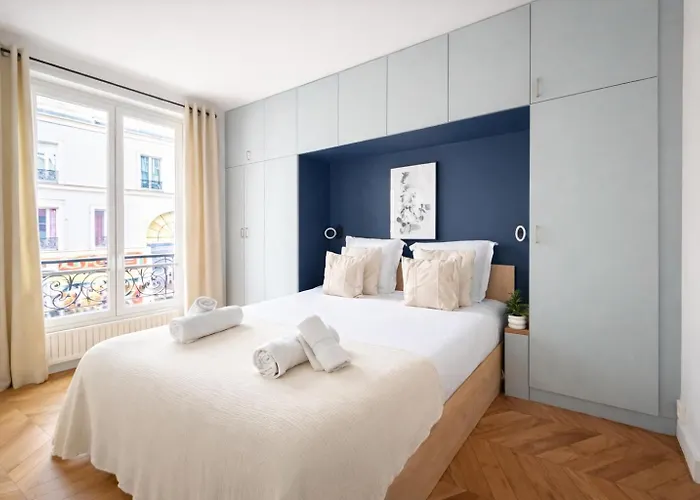 Elegant Au Coeur De Montmartre アパート *