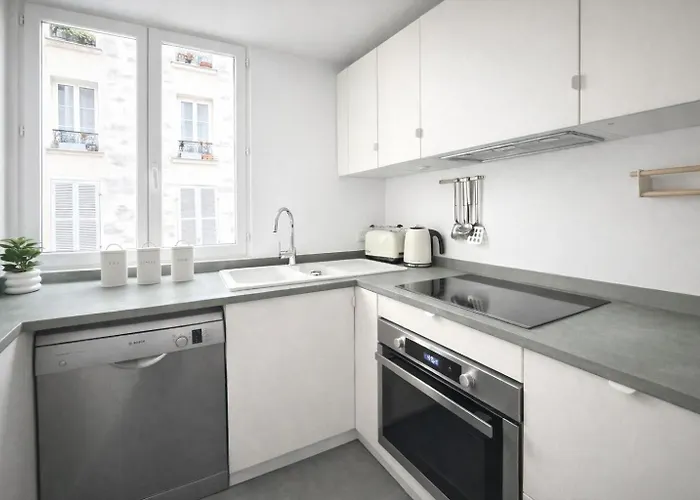 Elegant Au Coeur De Montmartre