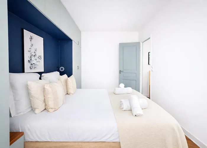 Elegant Au Coeur De Montmartre *