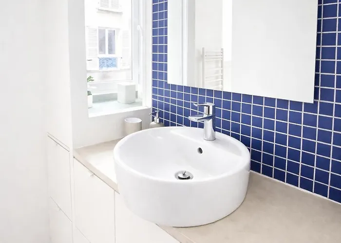 アパート Elegant Au Coeur De Montmartre パリ