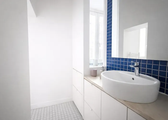 Elegant Au Coeur De Montmartre *